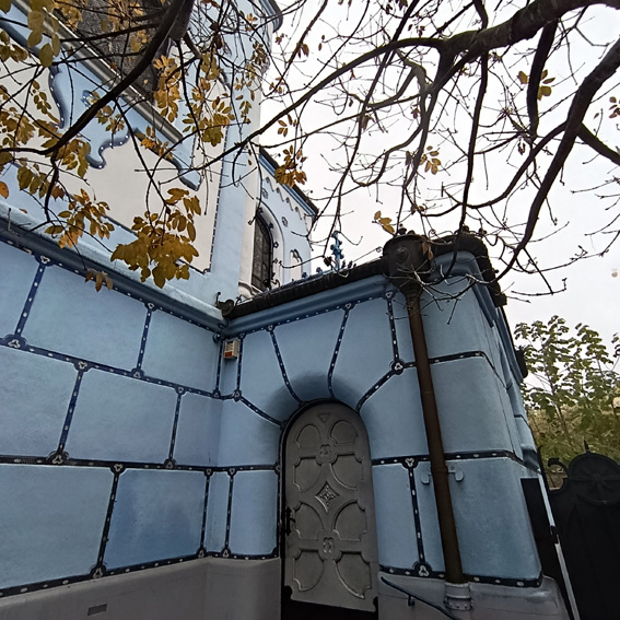 View larger image View larger image