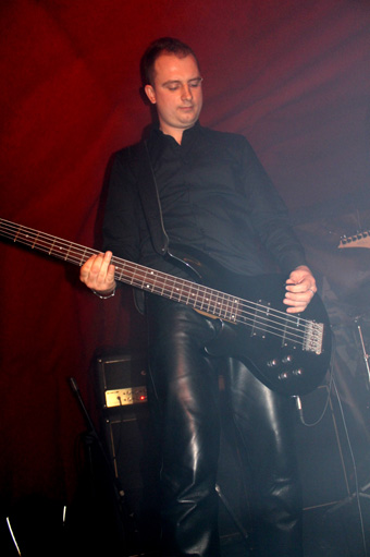 View larger image View larger image